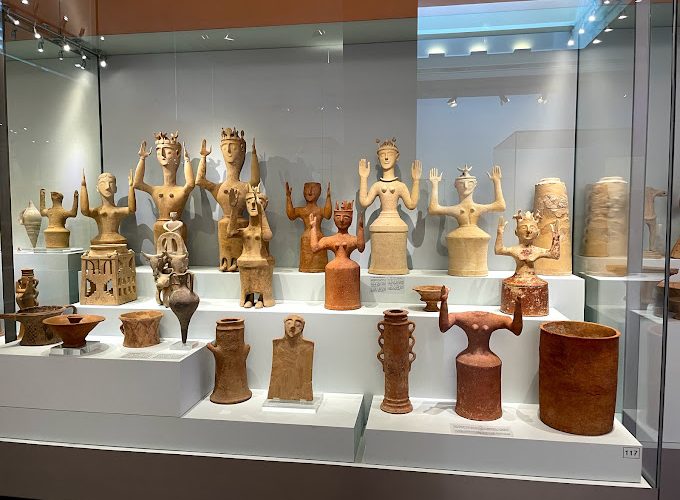 Heraklion – Knossos Palace – Heraklion Archaeological Museum